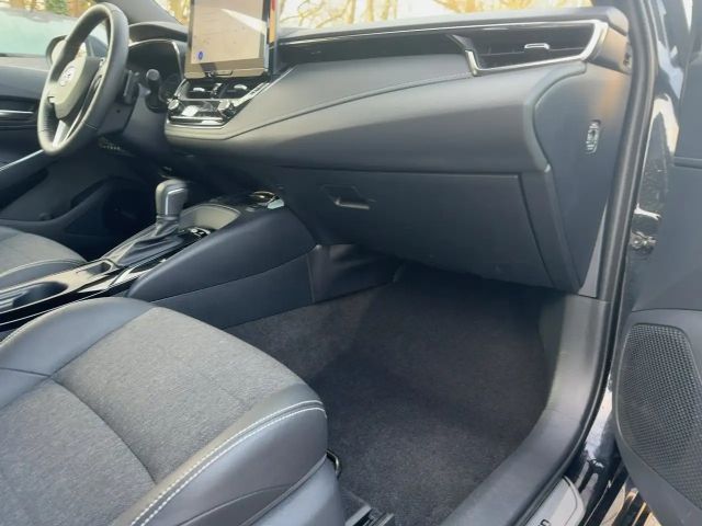 Toyota Corolla Hybride Team D