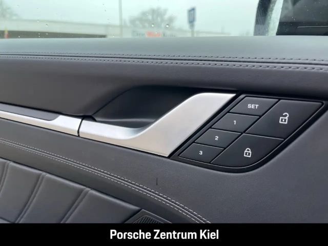 Porsche 992 Cabrio S Turbo