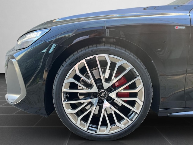 Audi A6 Avant Quattro S-Tronic