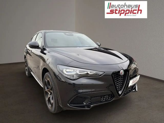 Alfa Romeo Stelvio AT8 Q4