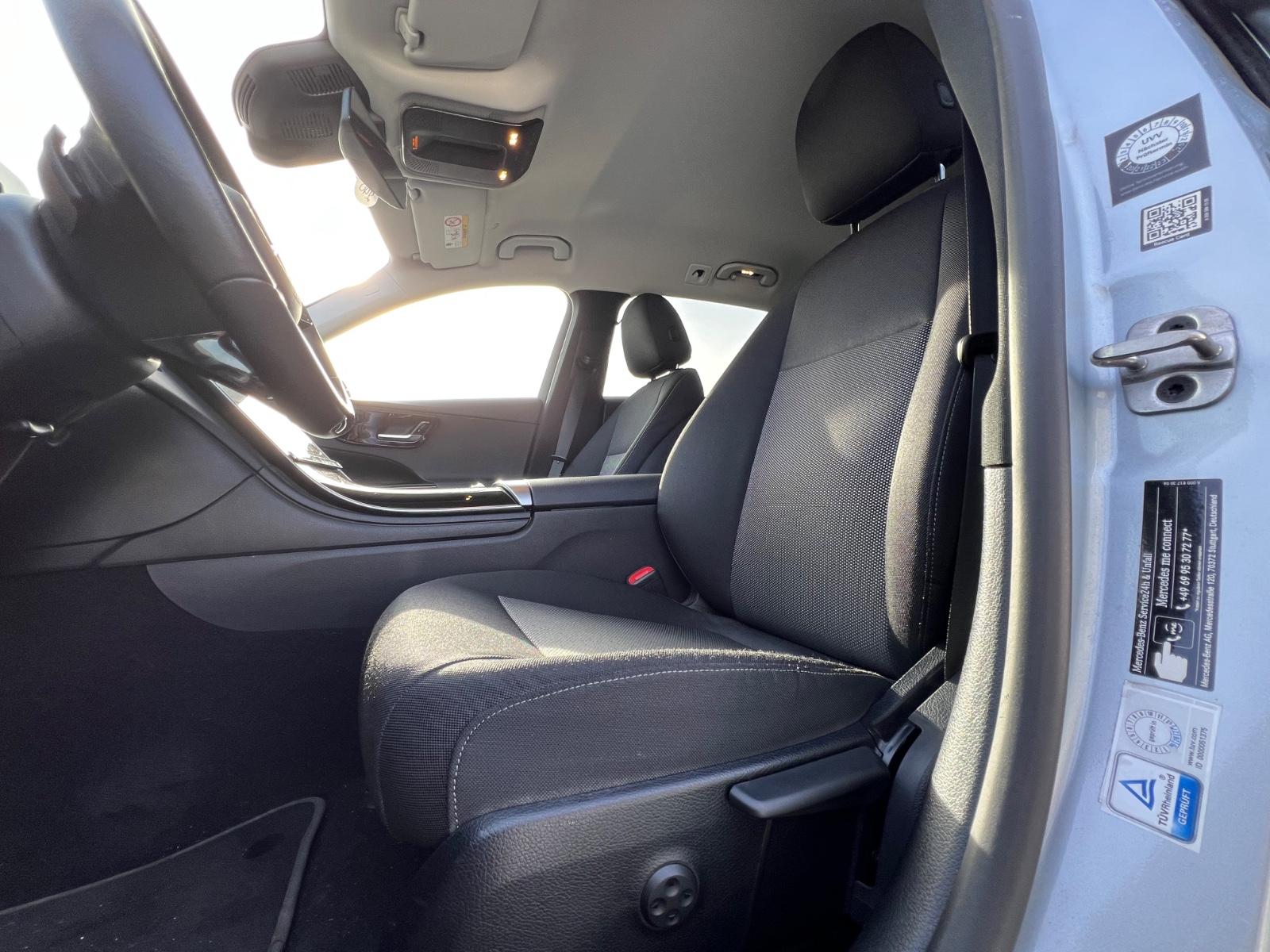 Mercedes-Benz C 200 AVANTGARDE C 200 d Estate