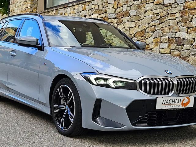 BMW 330 330i Touring xDrive