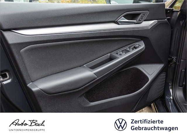 Volkswagen Golf 1.5 TSI Golf VIII