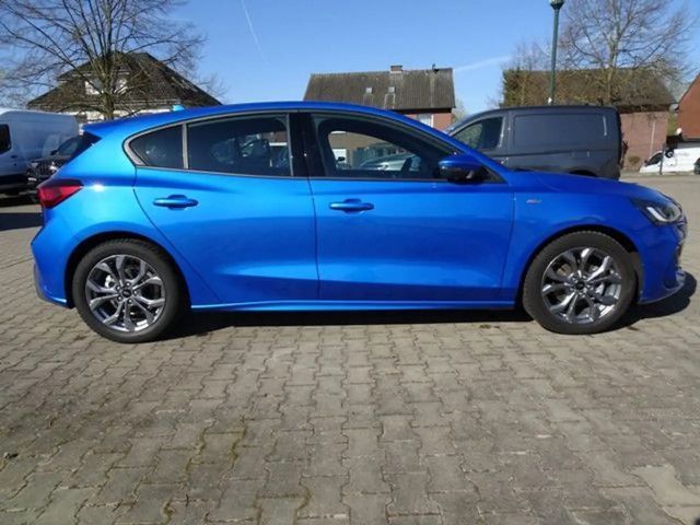 Ford Focus Limited ST Line