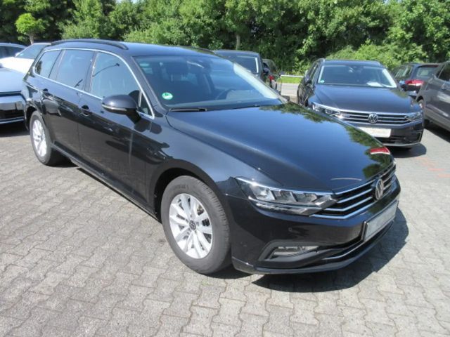 Volkswagen Passat 1.5 TSI Business DSG Variant