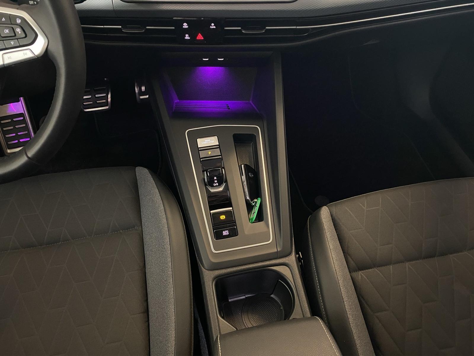 Volkswagen Golf 1.5 eTSI BMT DSG Golf VIII Life