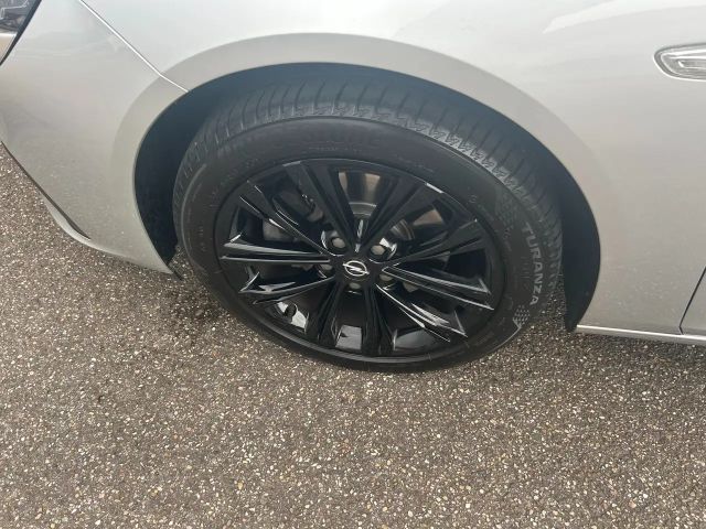 Opel Insignia Elegance Sports Tourer