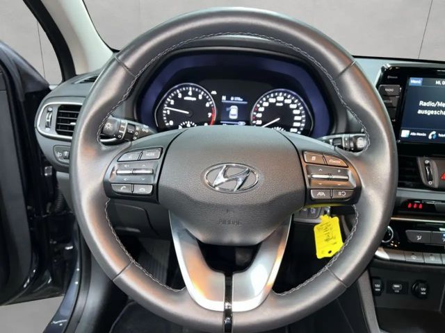 Hyundai i30 1.0 Connect T-GDi