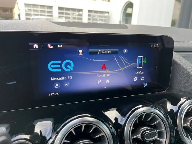 Mercedes-Benz EQA 300 4MATIC AMG Line