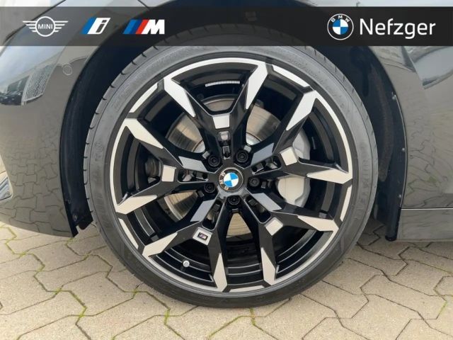 BMW 330 330d M-Sport Touring xDrive