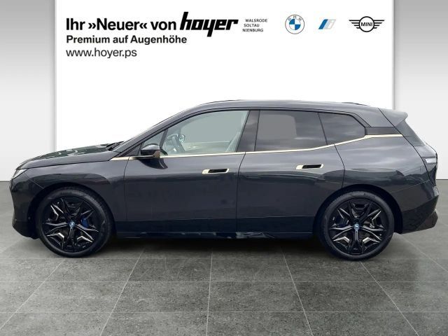 BMW iX xDrive40