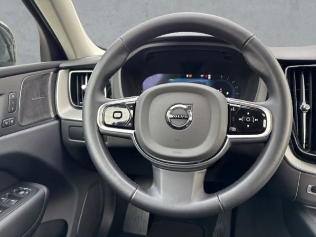 Volvo XC60 Dark Plus