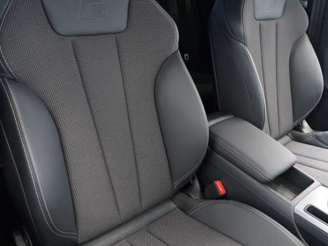 Audi A4 35 TDI Avant Competition S-Line