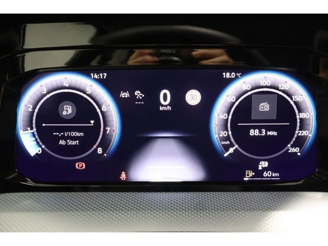 Volkswagen Golf 1.5 TSI Golf VIII