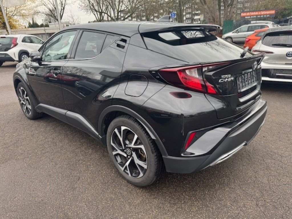 Toyota C-HR 5-deurs Team D