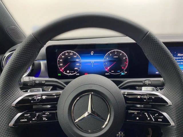 Mercedes-Benz A 250 4MATIC AMG Line