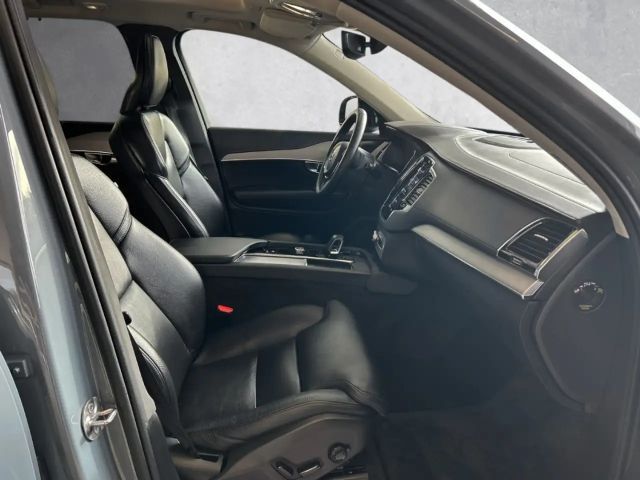 Volvo XC90 AWD Dark Plus Recharge
