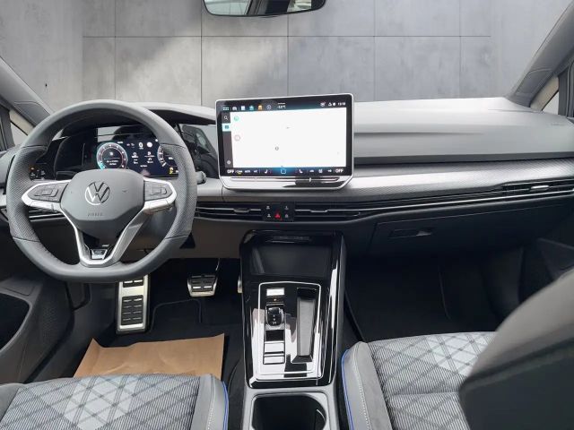 Volkswagen Golf DSG Sport