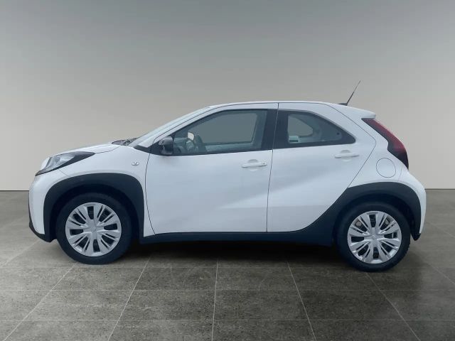 Toyota Aygo X Hatchback Play