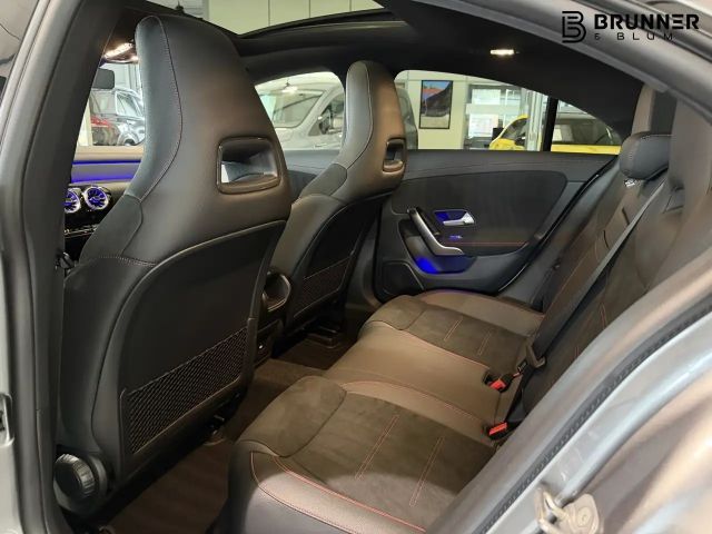 Mercedes-Benz CLA 200 AMG Line Coupé