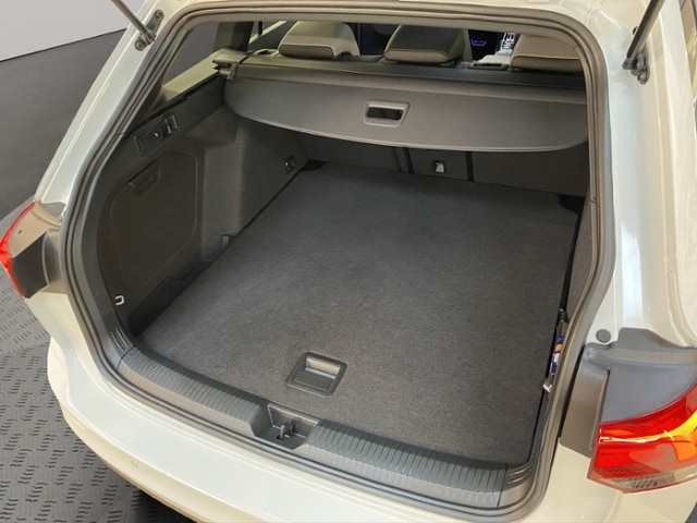 Volkswagen Golf 1.5 eTSI DSG Golf VIII Variant