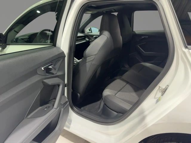 Audi A3 30 TDI S-Line S-Tronic Sedan