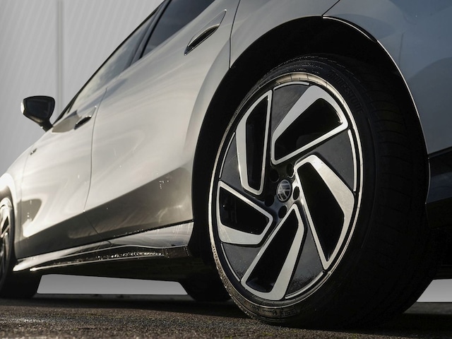 Volkswagen ID.7 4Motion GTX Tourer