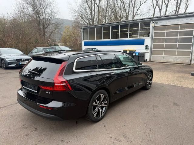 Volvo V60 Core