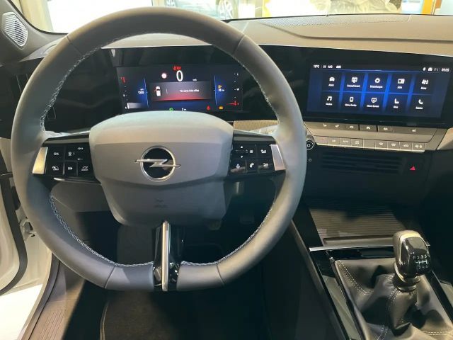 Opel Astra 1.2 Turbo Sports Tourer Turbo