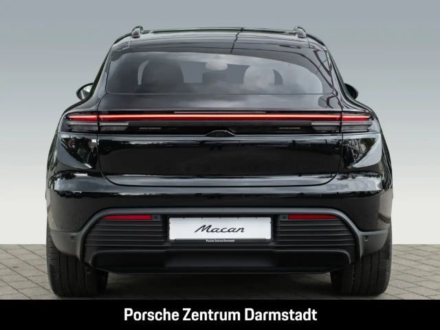 Porsche Macan 4