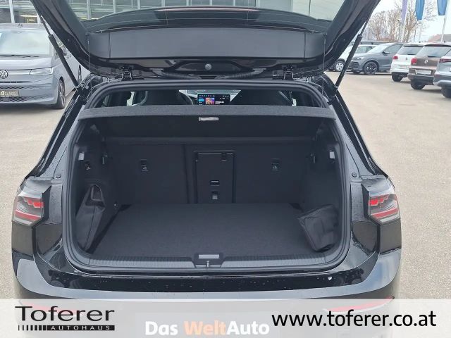 Volkswagen Golf DSG Sport