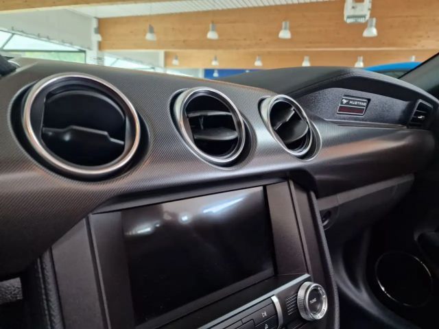 Ford Mustang Convertible GT 5.0 V8