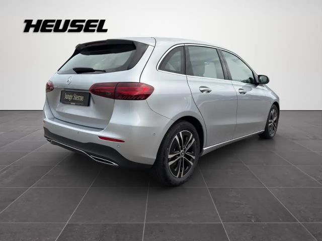 Mercedes-Benz B 180 Progressive