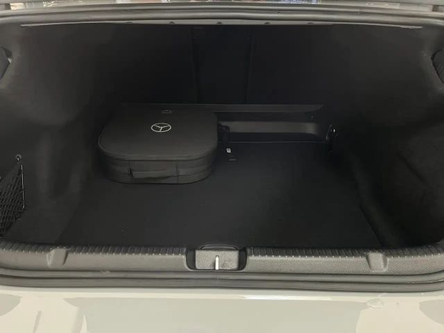 Mercedes-Benz EQE 350 Electric Art Sedan