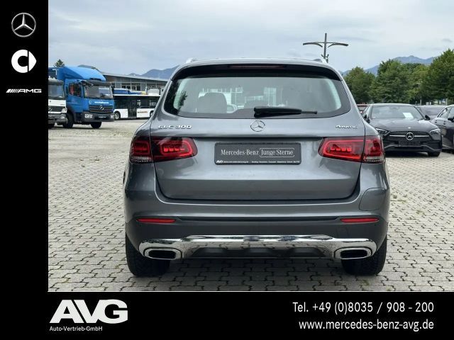 Mercedes-Benz GLC 300 4MATIC GLC 300 e