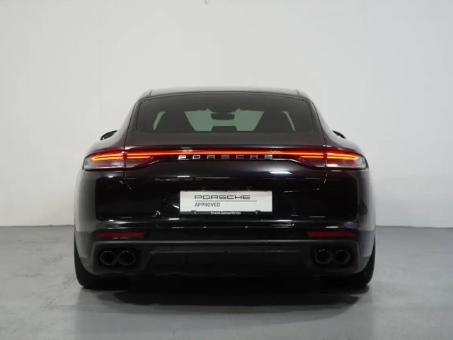 Porsche Panamera 4 E-Hybrid
