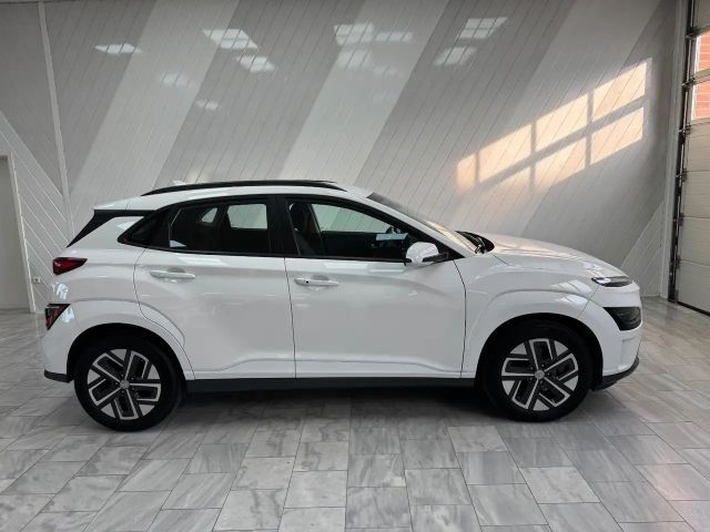Hyundai Kona Electric Select