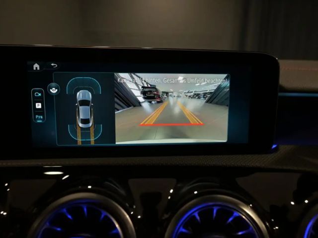 Mercedes-Benz CLA 200 AMG Line Coupé