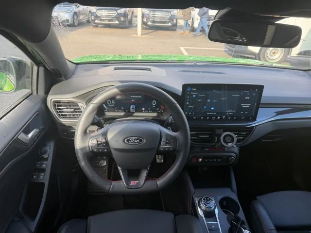 Ford Focus EcoBoost ST Line