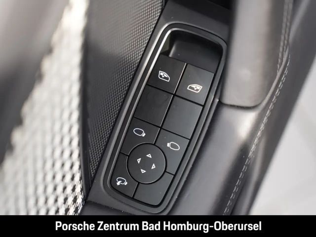 Porsche 992 4S Coupé Targa