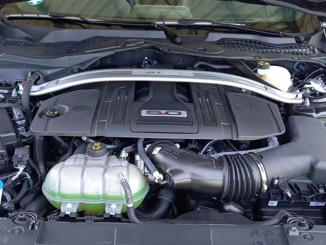 Ford Mustang Convertible GT 5.0 V8