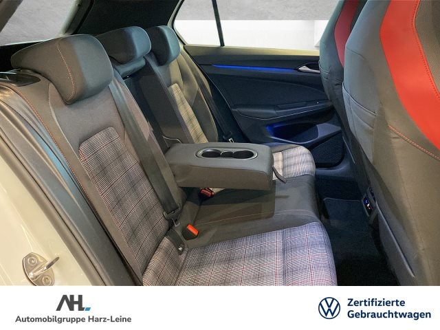 Volkswagen Golf 2.0 TSI DSG Golf VIII