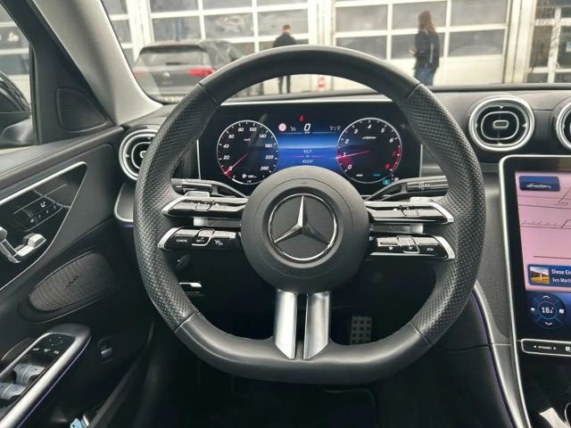 Mercedes-Benz C 180 AMG Line Sedan