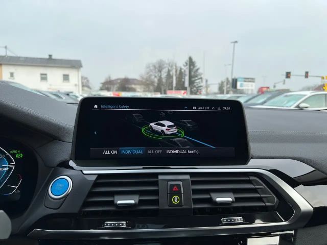 BMW iX3 Impressive iX3