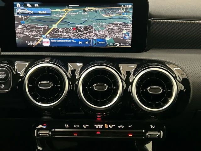 Mercedes-Benz A 180 A 180 d Hatchback