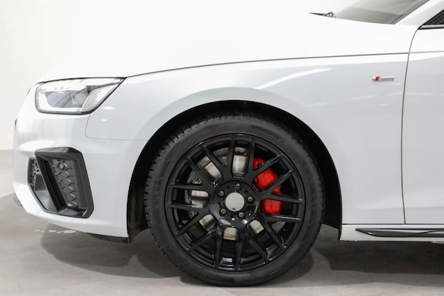 Audi A4 40 TFSI Avant Quattro S-Line S-Tronic