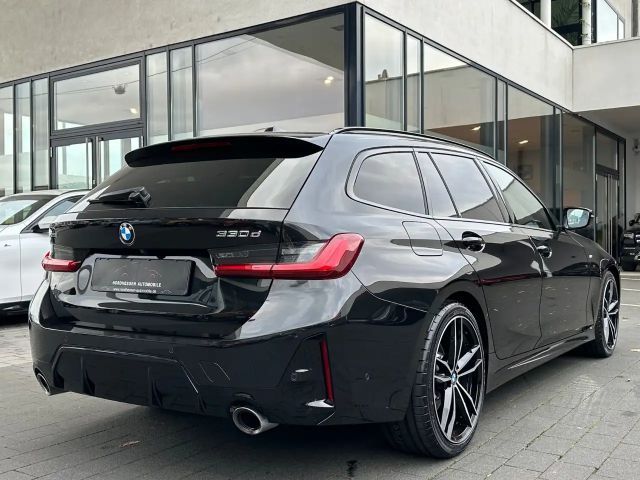 BMW 330 330d M-Sport Touring xDrive