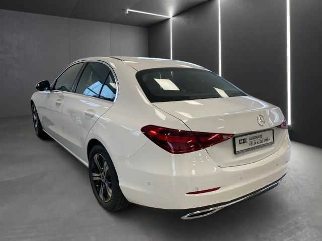 Mercedes-Benz C 180 AVANTGARDE Sedan