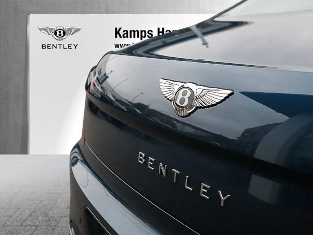 Bentley Flying Spur Hybrid V8