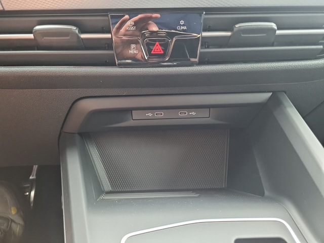 Volkswagen Golf 1.5 eTSI Golf VIII Variant